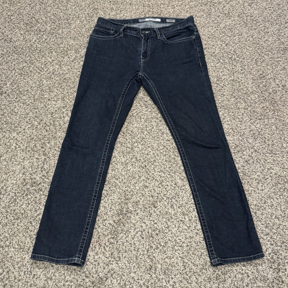 BKE Buckle Asher Slim Fit Straight Leg Denim Jeans Men's Size 32R